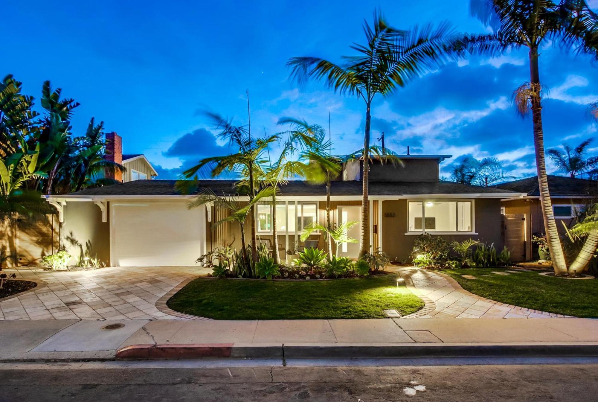 Holiday home Bird Rock Dreams - Ocean Views, Massive Yard, Outdoor Dining, Fast Wifi & Ac! San Diego