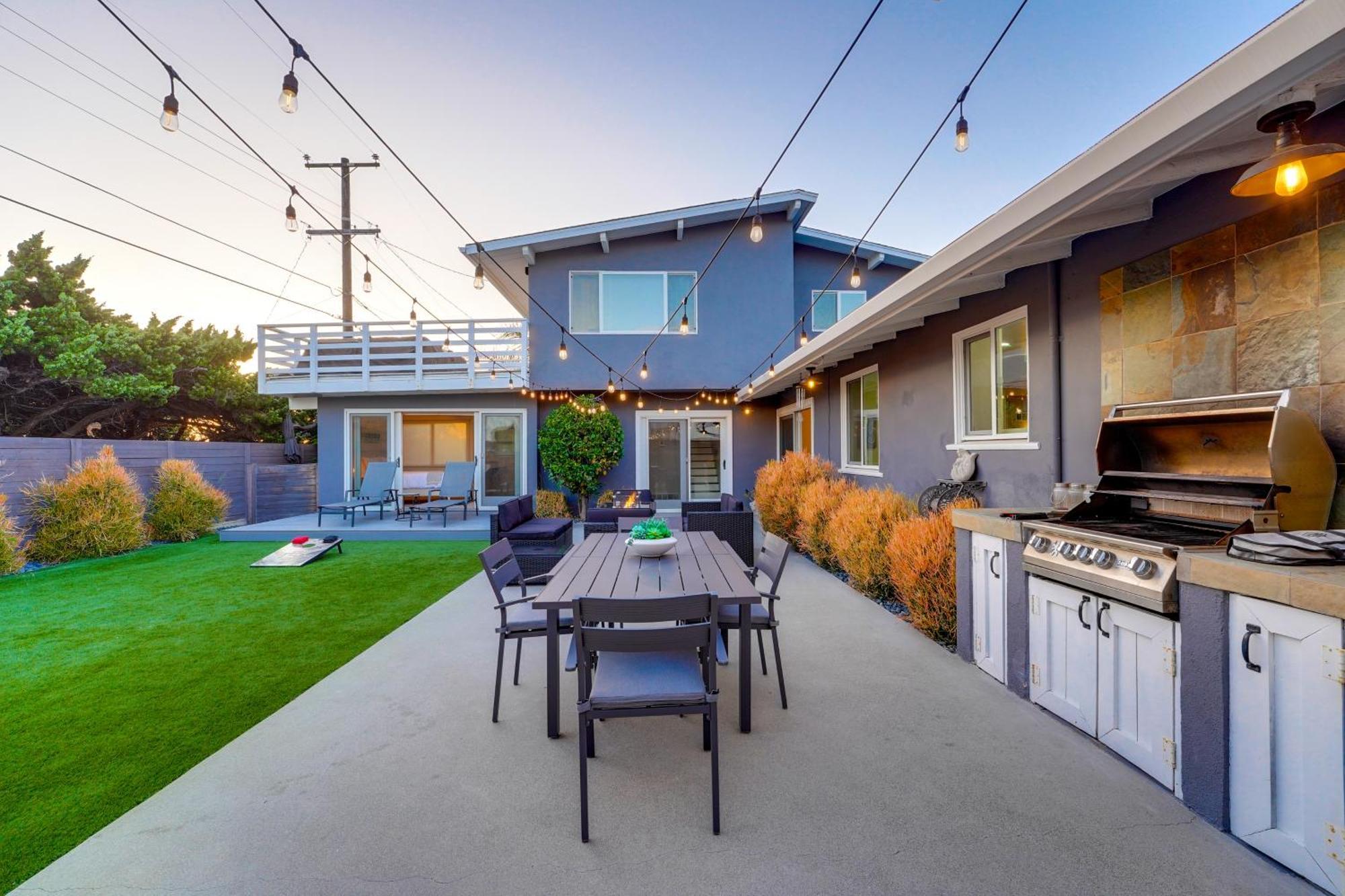 Bird Rock Dreams - Ocean Views, Massive Yard, Outdoor Dining, Fast Wifi & Ac!