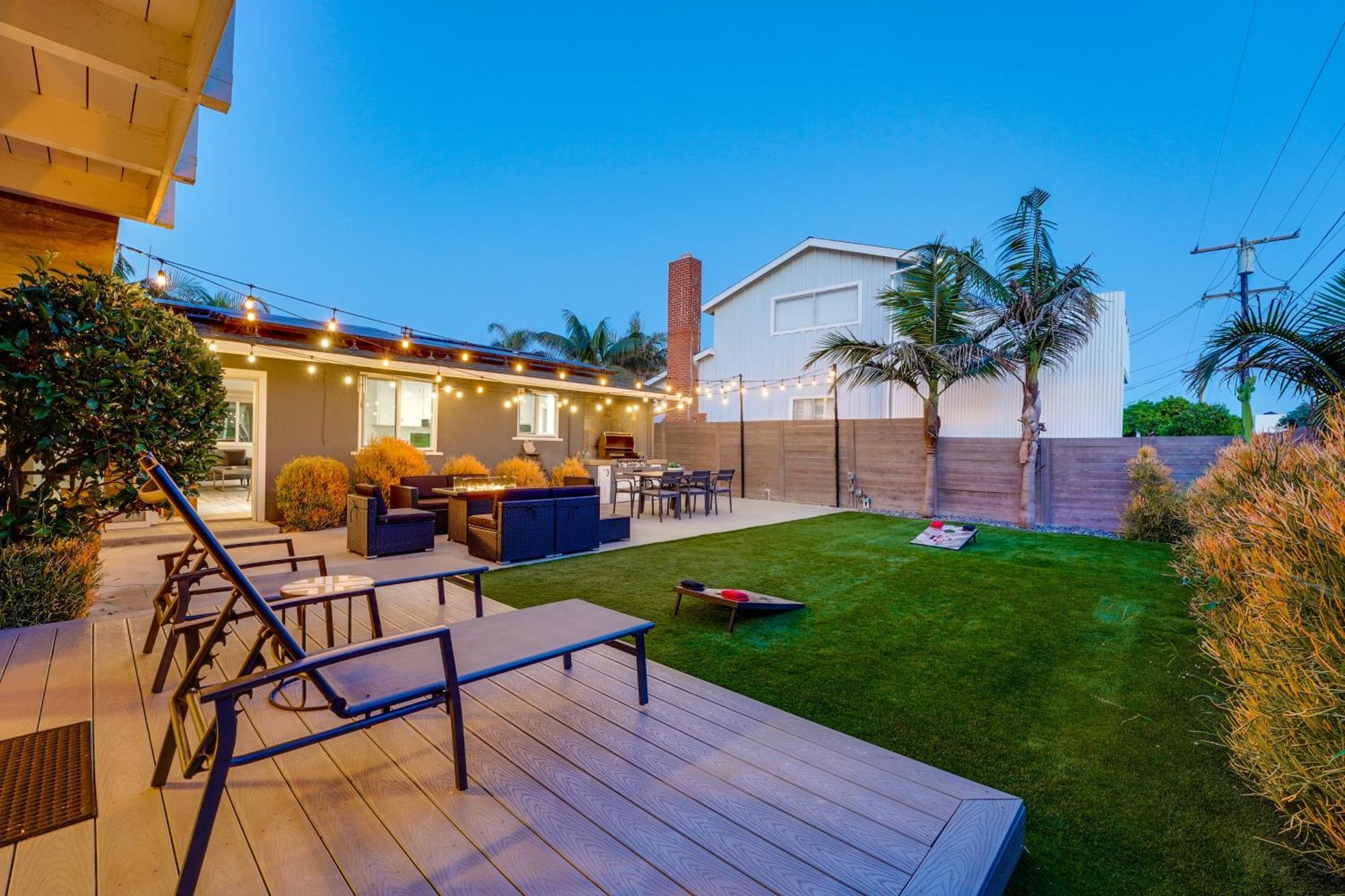 Bird Rock Dreams - Ocean Views, Massive Yard, Outdoor Dining, Fast Wifi & Ac! Holiday home *